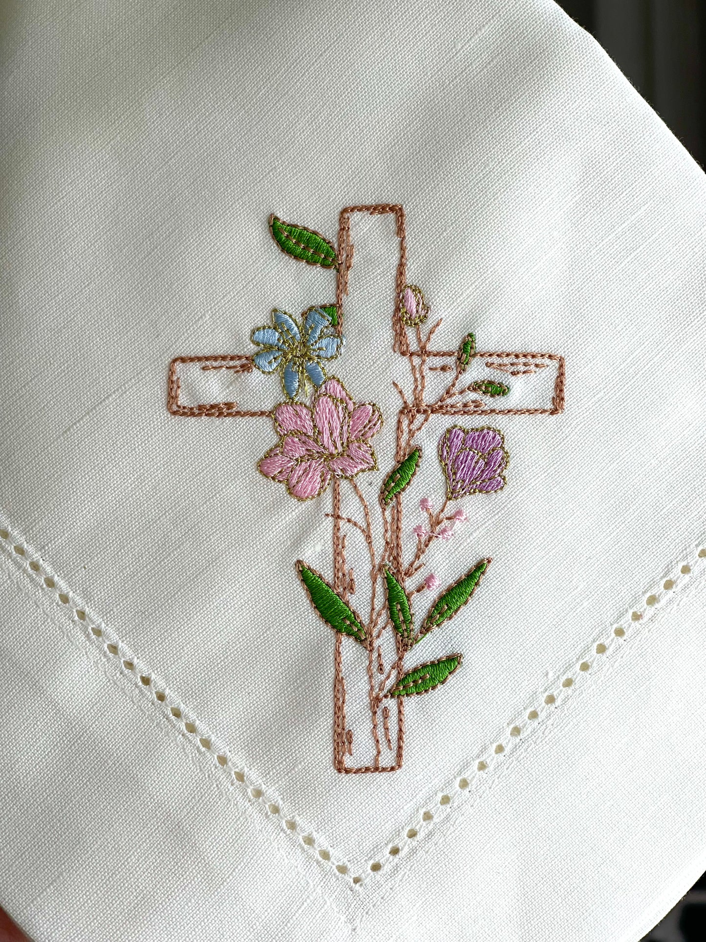 Floral Cross Dinner Napkin
