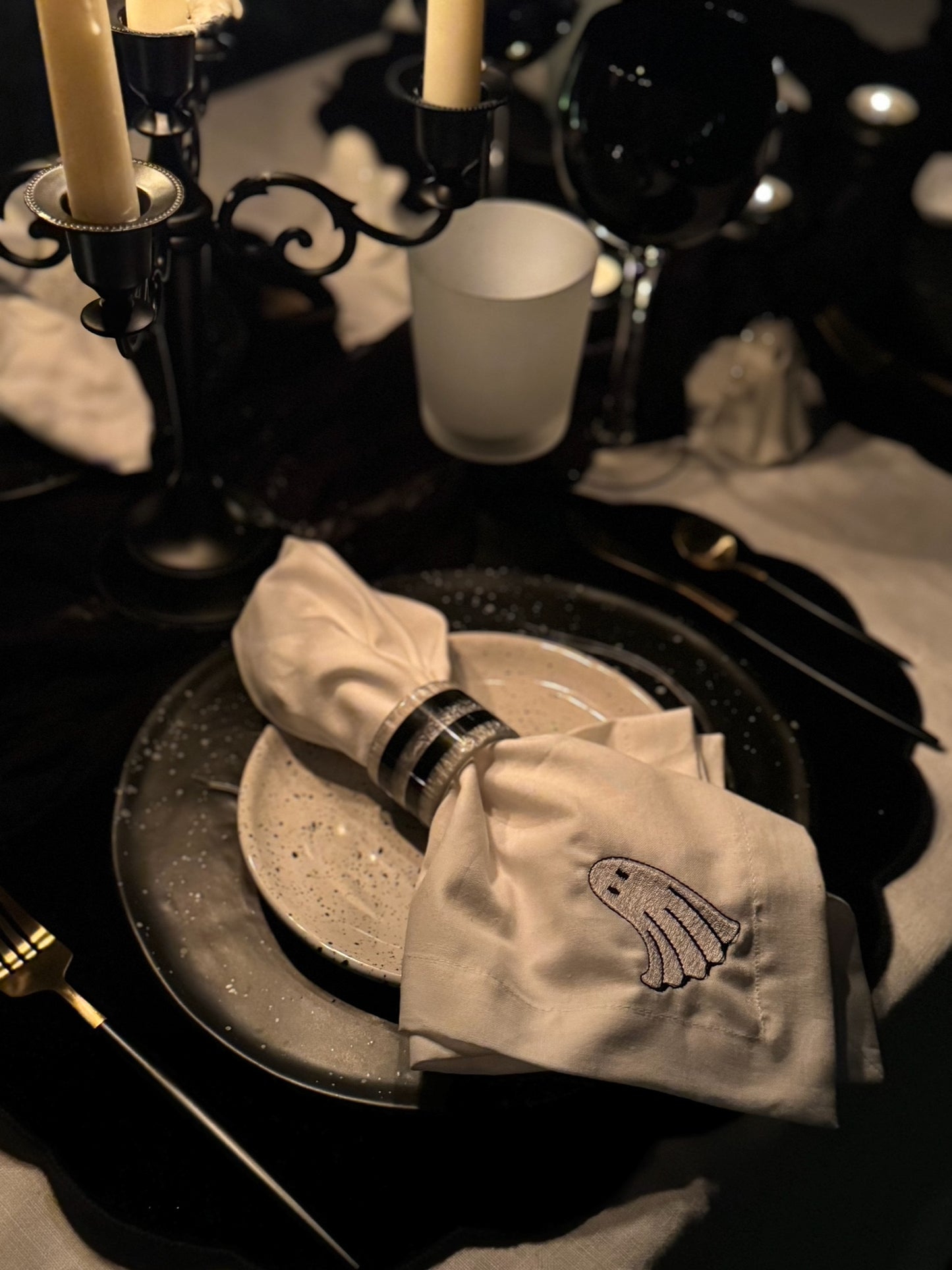 Flying Ghost Dinner Embroidered Napkins (Set of 6)