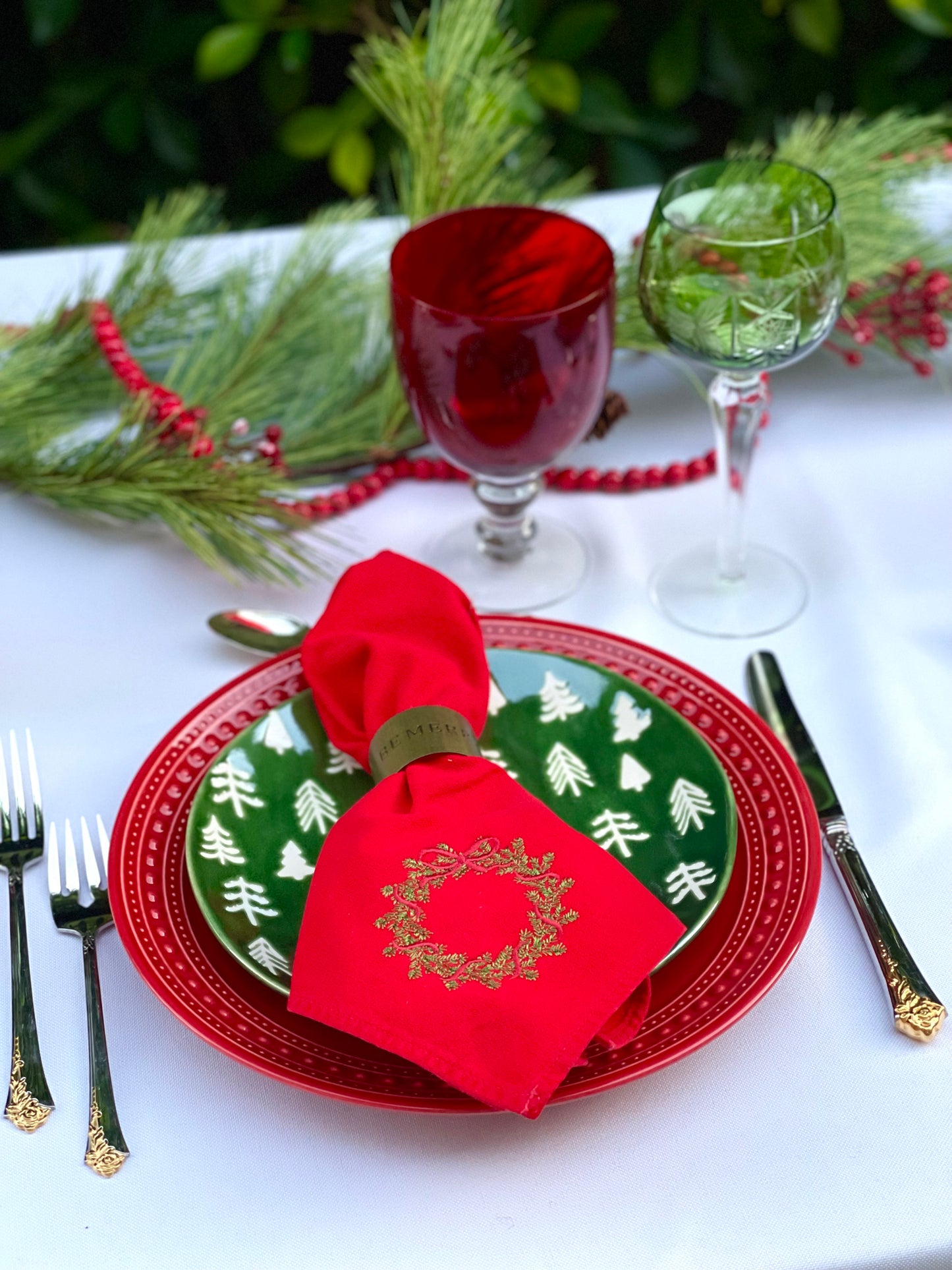 Winter Wreath Dinner Napkin