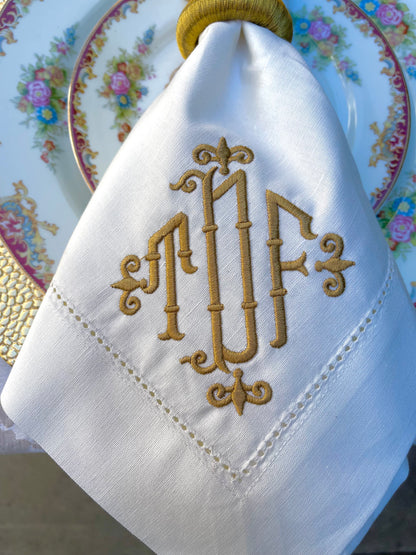 Scroll Monogram Dinner Napkins
