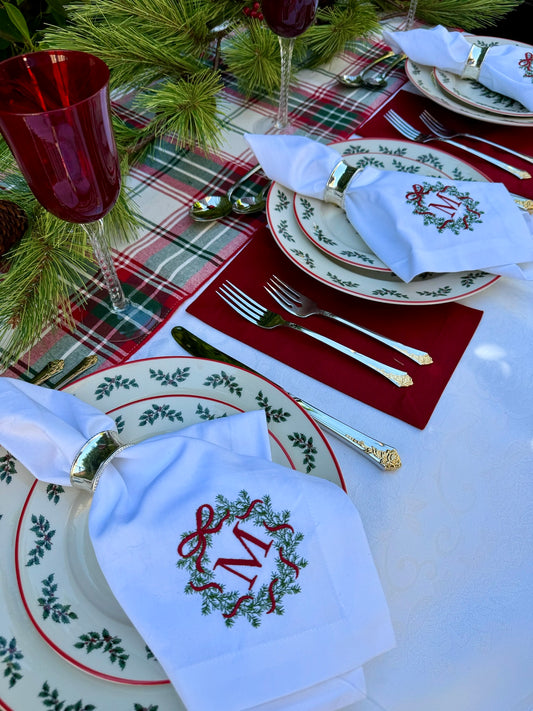 Monogram Wreath Dinner Napkin